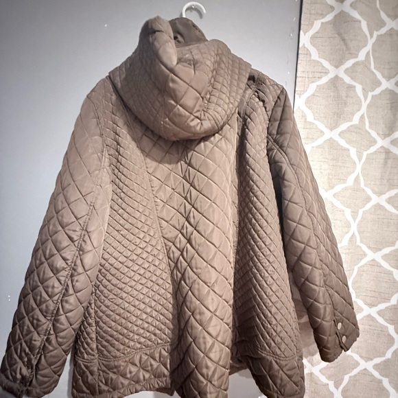 Calvin Klein Quilted Brown Puffer Jacket - Picture 7 of 7